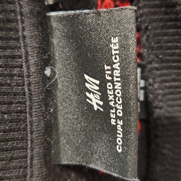 H&M Women's Relaxed Fit Stranger Things Hellfire Club Black Fleece Pullover M - Picture 3 of 6